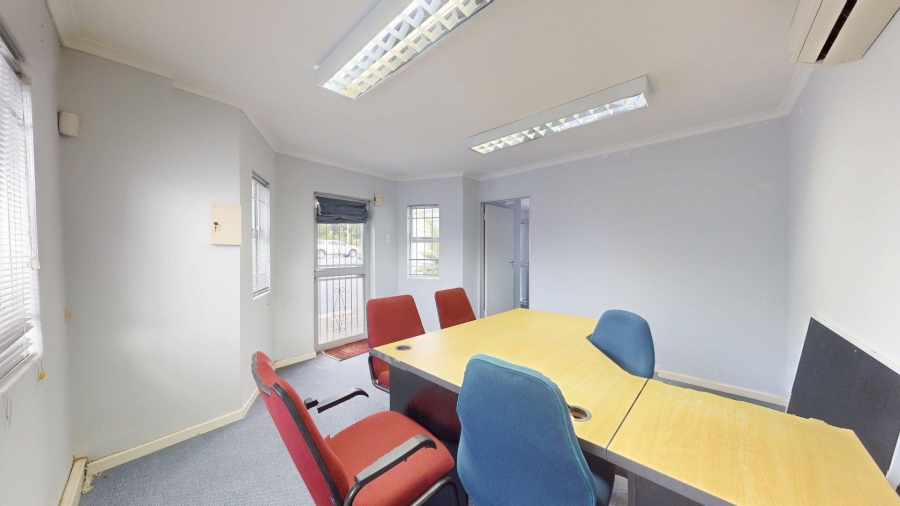 To Let commercial Property for Rent in Walmer Eastern Cape